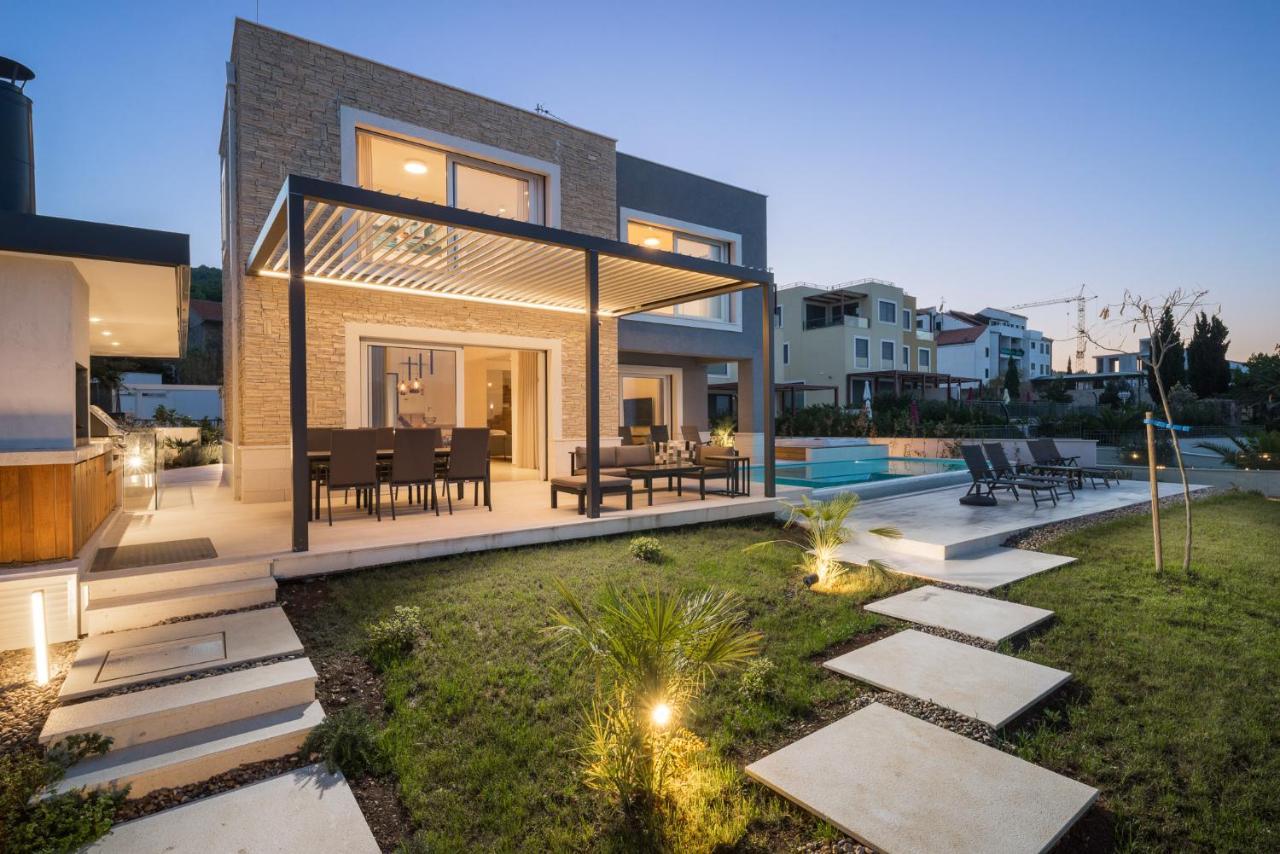 Acadia Beach Villas & Apartments Slatine Exteriér fotografie
